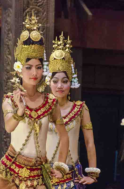 71 - Camboya - Siem Reap - danzas tradicionales
